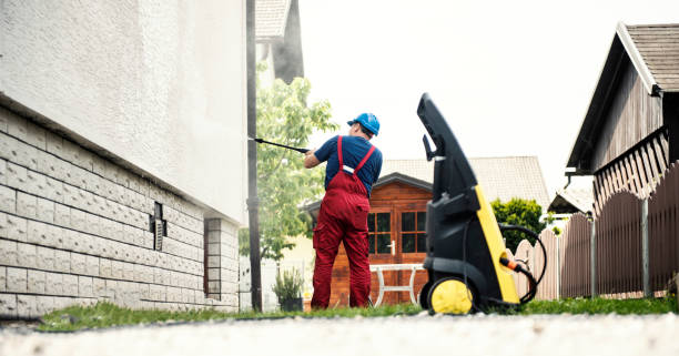 Best Graffiti Removal  in East Bronson, FL